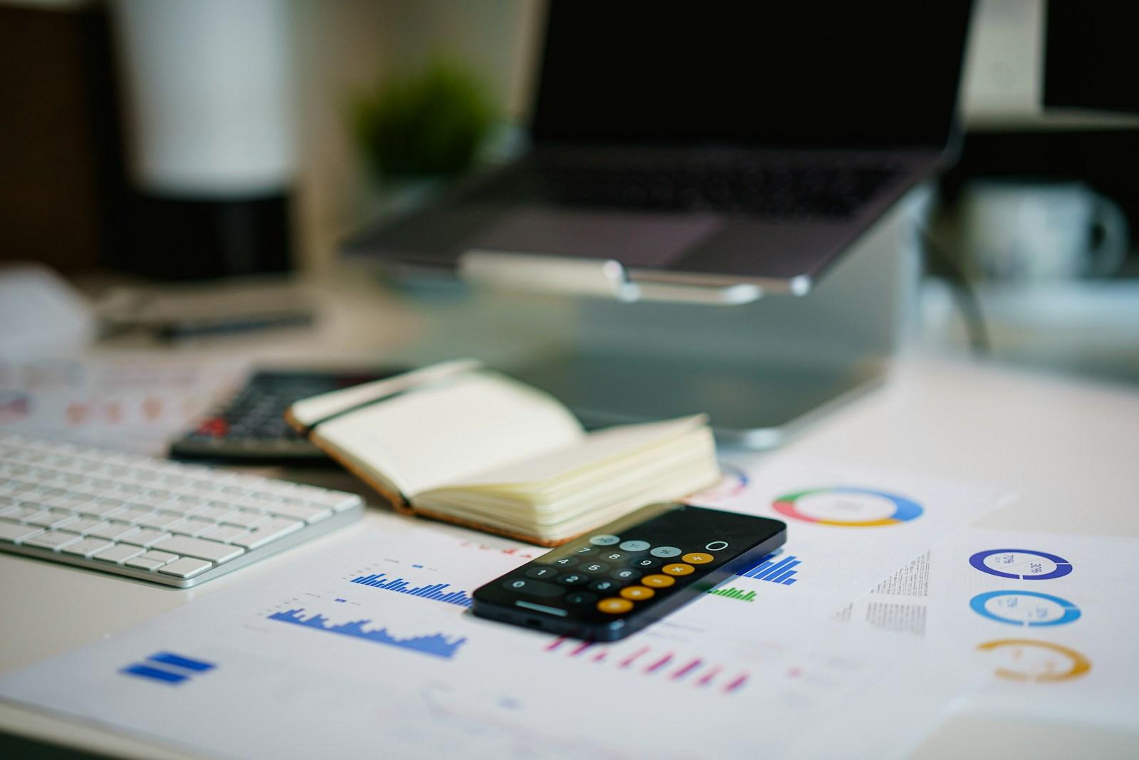 How to Create a Budget While Receiving Government Aid